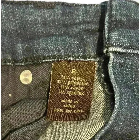 The Limited Women's Size 6 Dark Wash Bootcut 312 Jeans - Picture 4 of 5